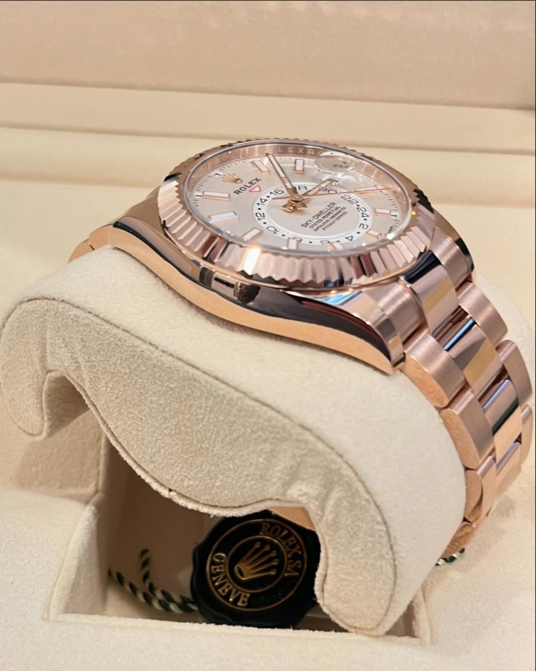 [Super Clone]RLX  Sky-Dweller 42mm Rose Gold White Dial Oyster - 336935