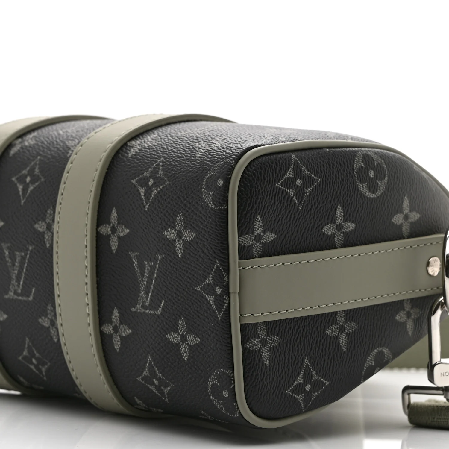 Monogram Gradient Keepall Bandouliere 25 Khaki