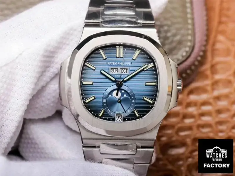 Patek Philippe Nautilus 5726 / 1A-014 PF Factory Moonphase Blue Gradient Black Dial