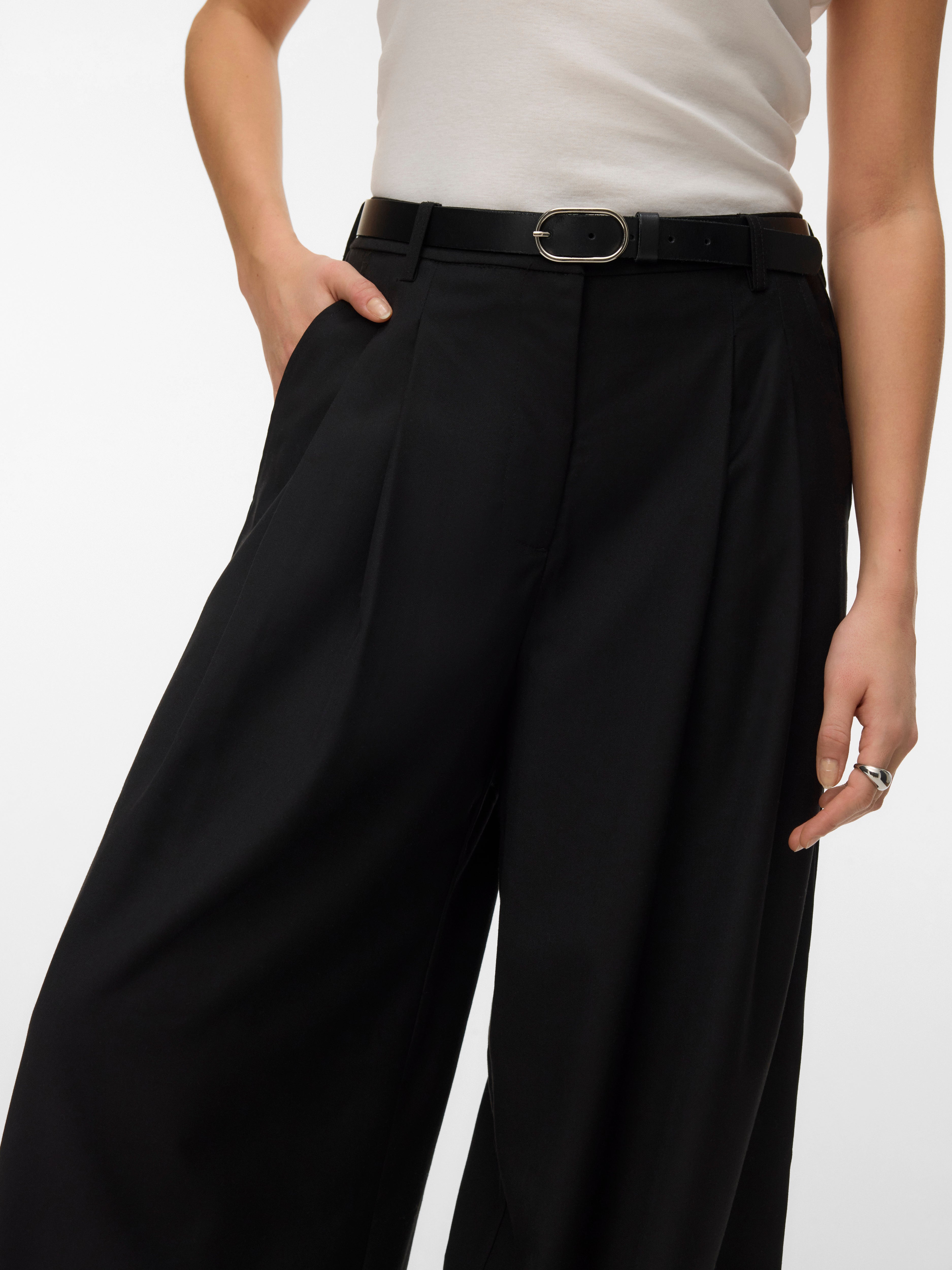 VERO MODA® VMNIKKI Tailored Trousers