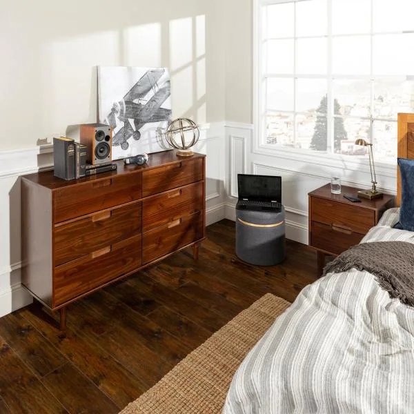 Commode en bois caramel à 6 tiroirs, style moderne du milieu du siècle