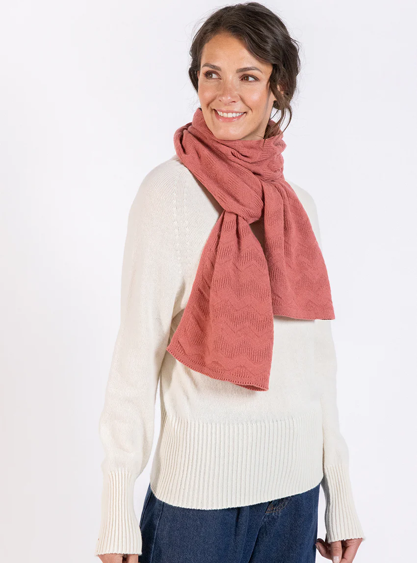 Echarpe en cachemire rose tourmaline