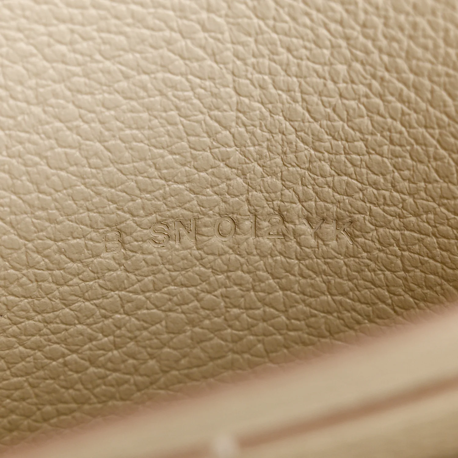 Evercolor Constance Wallet To Go Beton