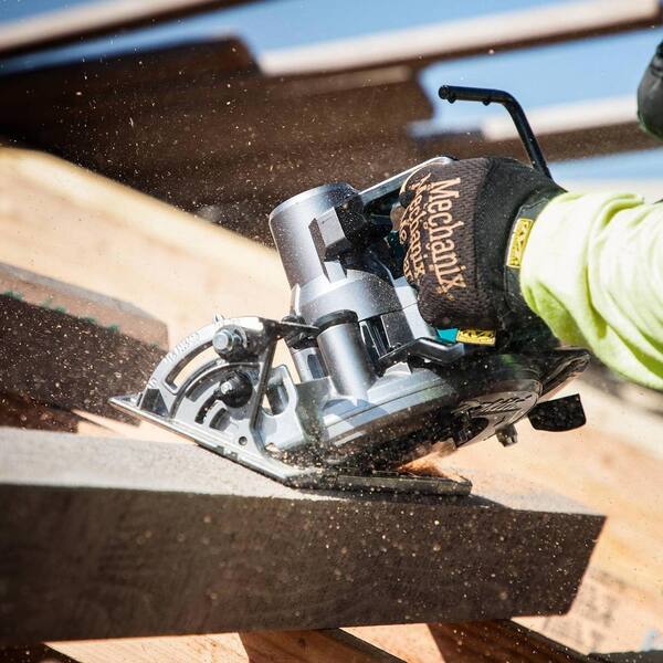 40V Max XGT Brushless Cordless Rear Handle 7-1/4 in. Circular Saw Kit (4.0 Ah) with bonus 40V Max XGT 4.0Ah Battery - Image 4
