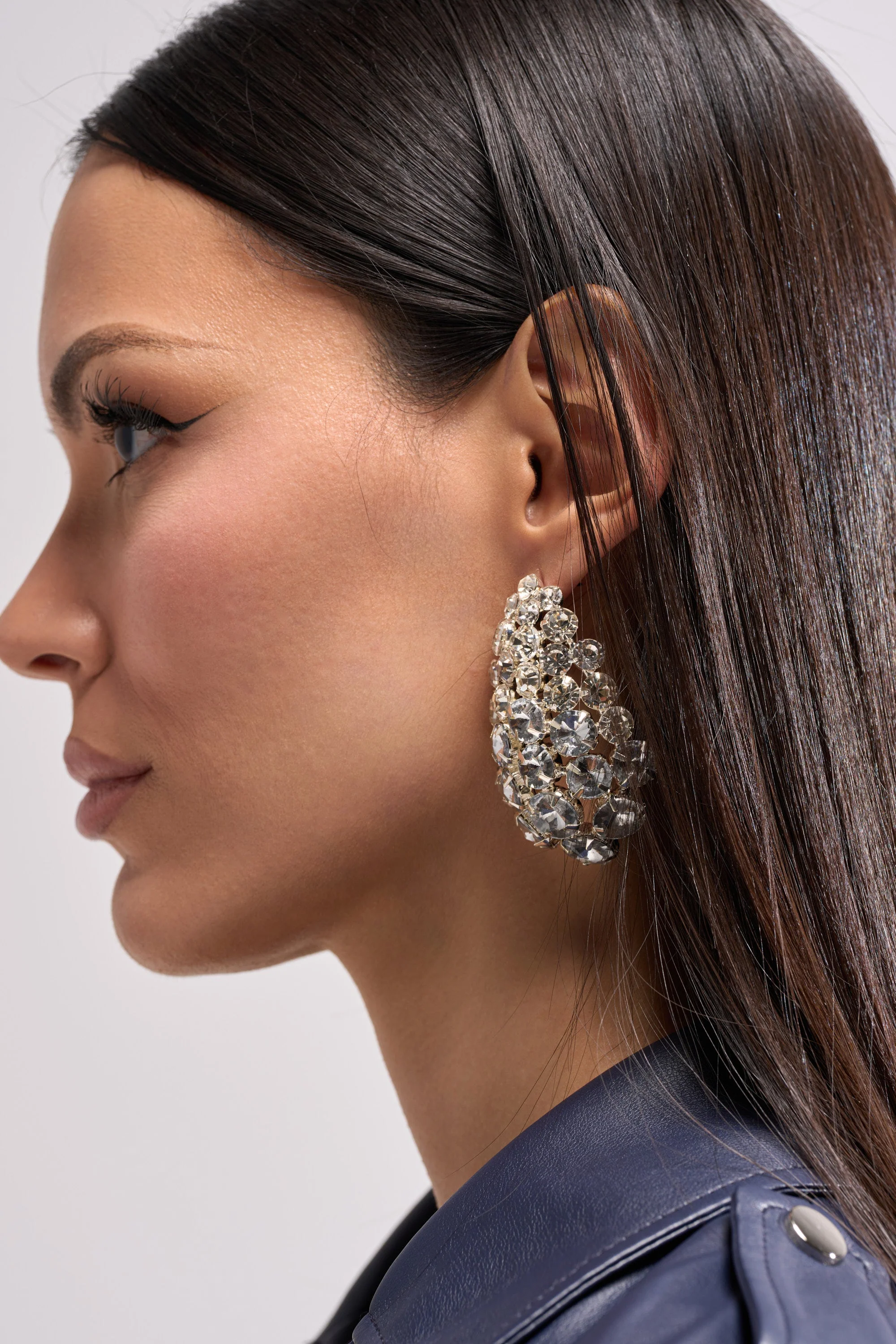 NIGHT IS YOUNG EARRING - Akira Store