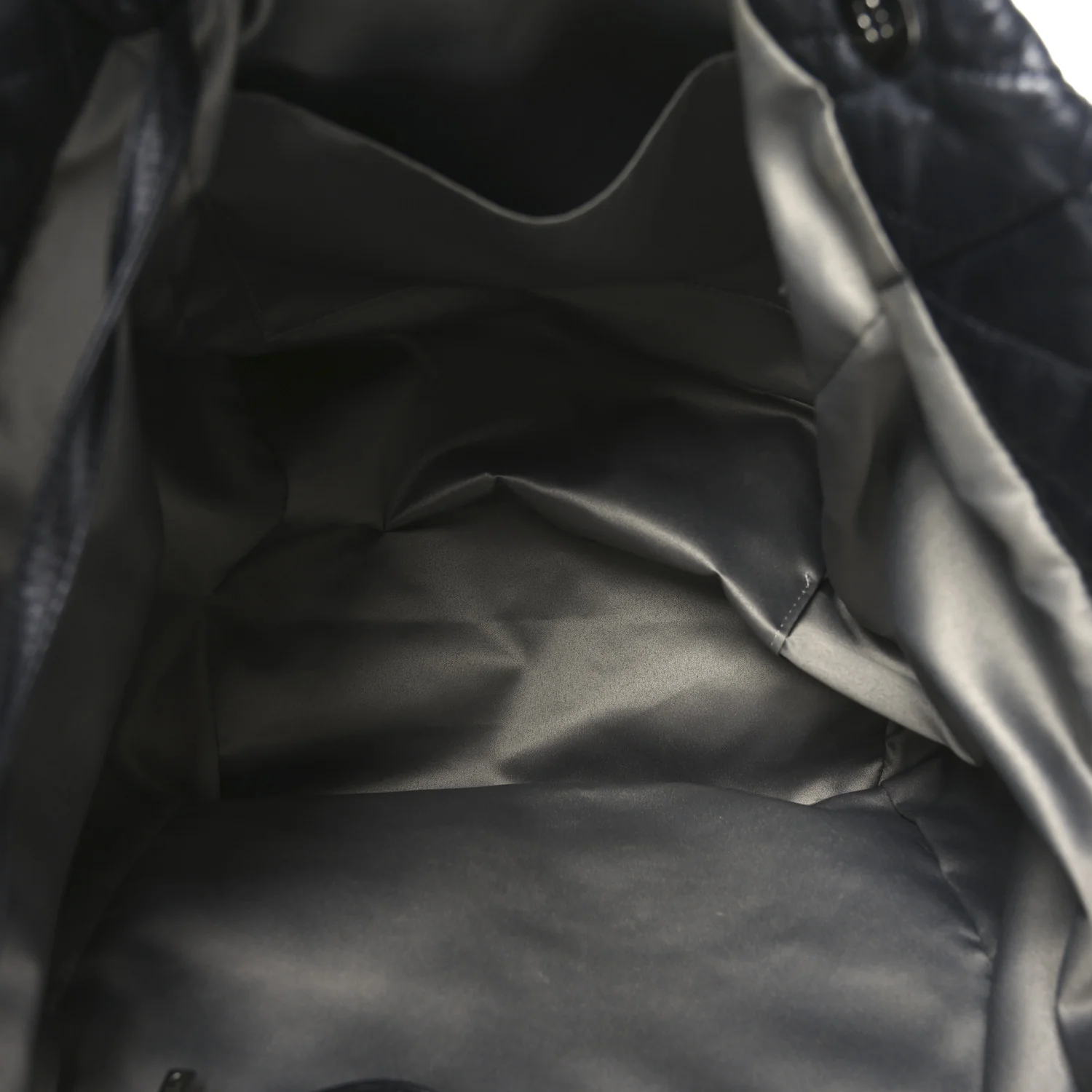Lambskin Quilted Week End on Mars Tote Black