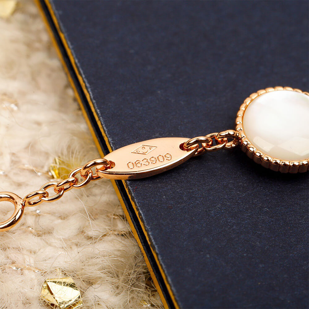 DIOR Necklace