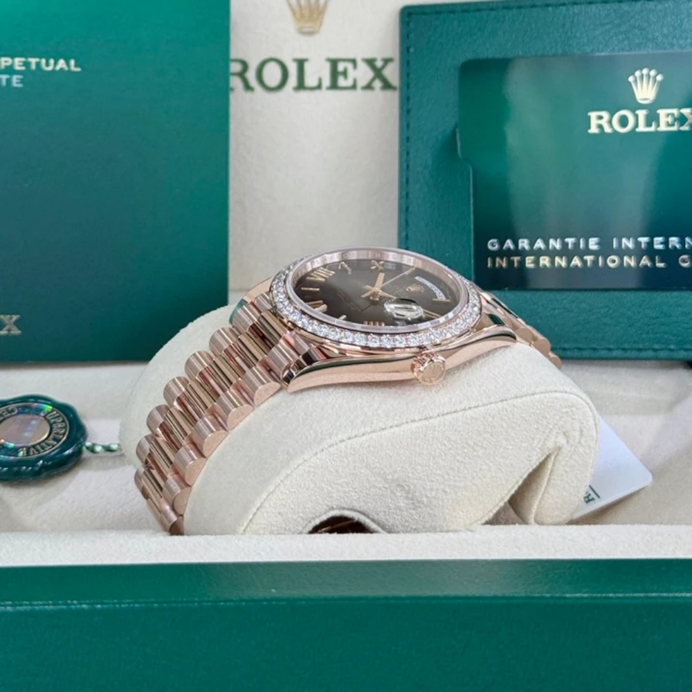[Super Clone]RLX  Day-Date 40mm Slate Ombré Dial and Diamond Bezel 228345rbr-0025【Super Clone】