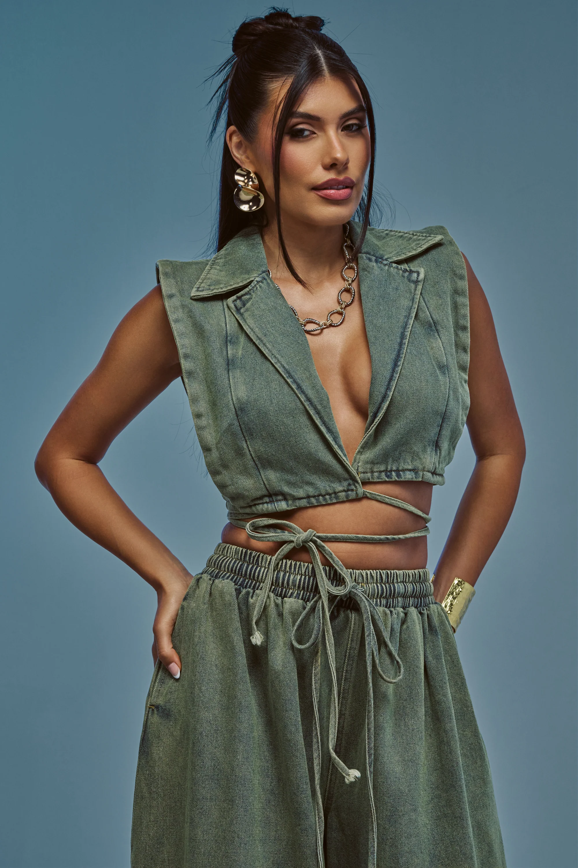 GUESS WHO V-NECK COLLARED BLOUSE IN DENIM - Akira Store