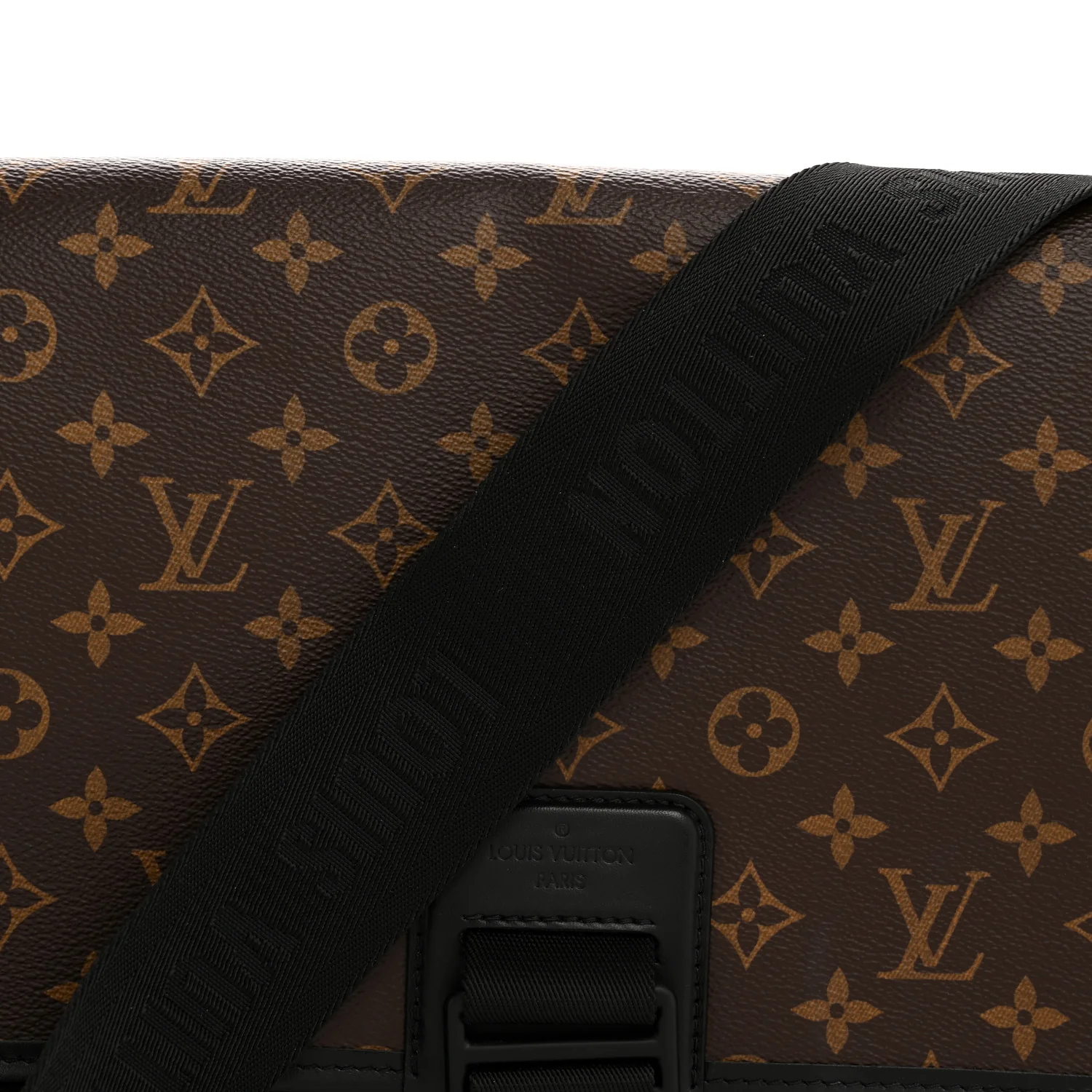 Monogram Macassar Archy Messenger GM