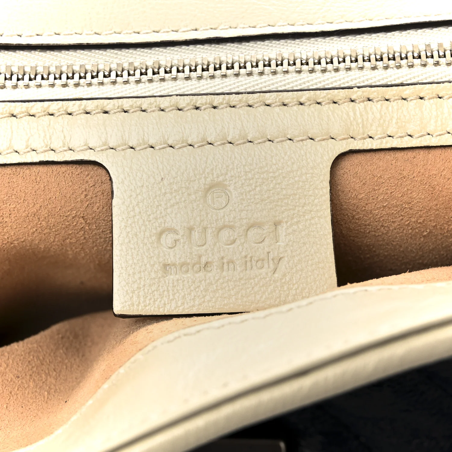Vintage Effect Calfskin Matelasse Diagonal Small Torchon GG Marmont Shoulder Bag Blue Agata Mystic White