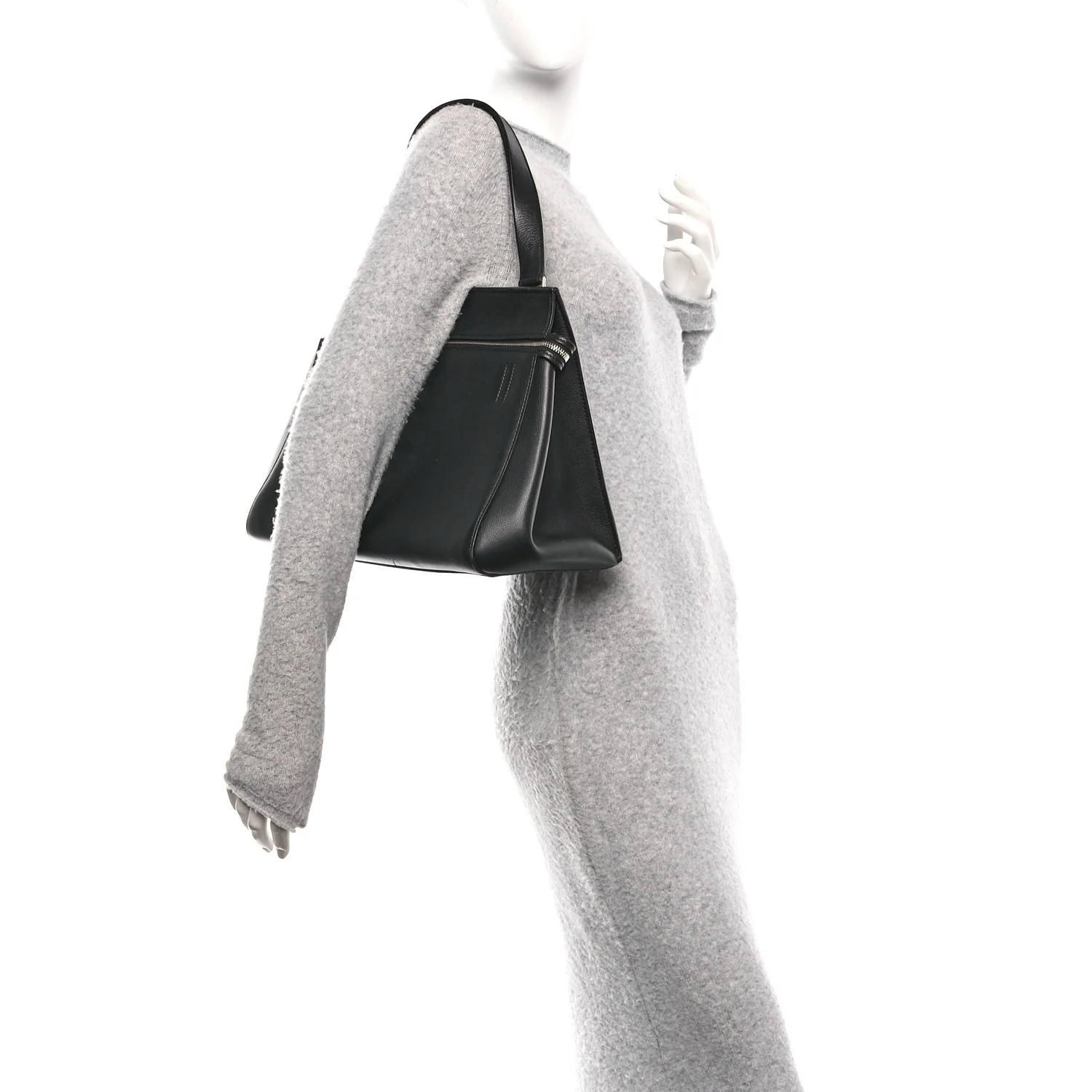 Grained Calfskin Edge Shoulder Bag Black