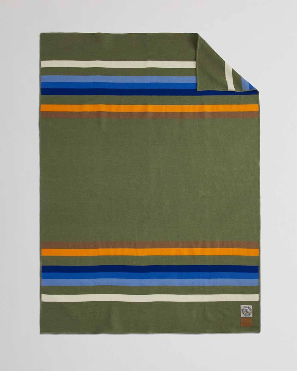 Pendleton Rocky Mountain National Park Wool Throw Blanket with Carrier | Unisex | Multi | Wool