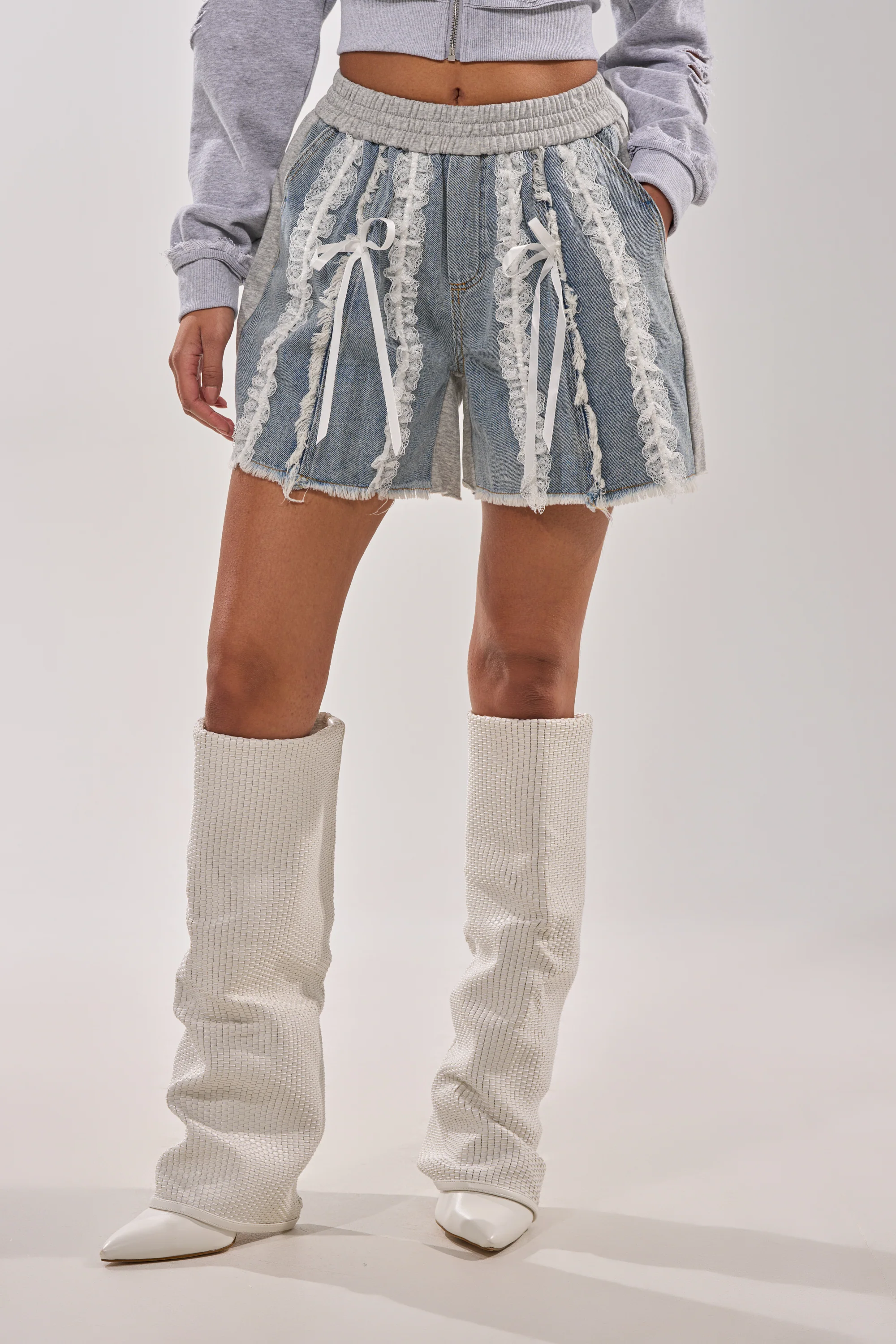 TIED AND LACED DENIM SHORTS - Akira Store