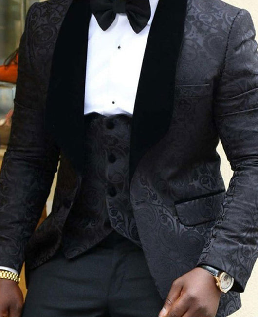 Ensemble 3 pièces : blazer, gilet et pantalon en jacquard à col uni et coutures contrastées.