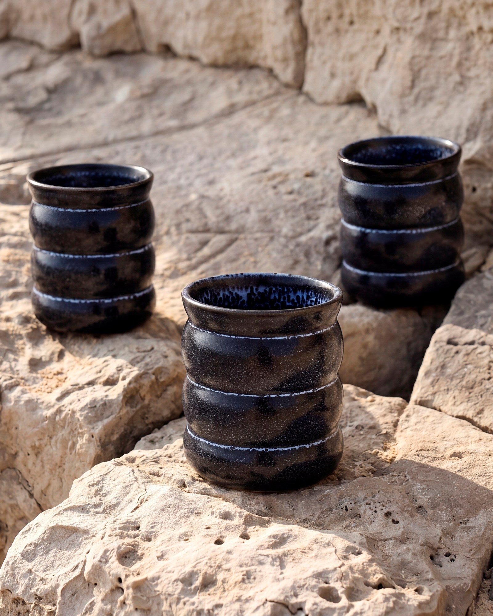 TURMALINA - LARGE CUP BUBBLE BLACK