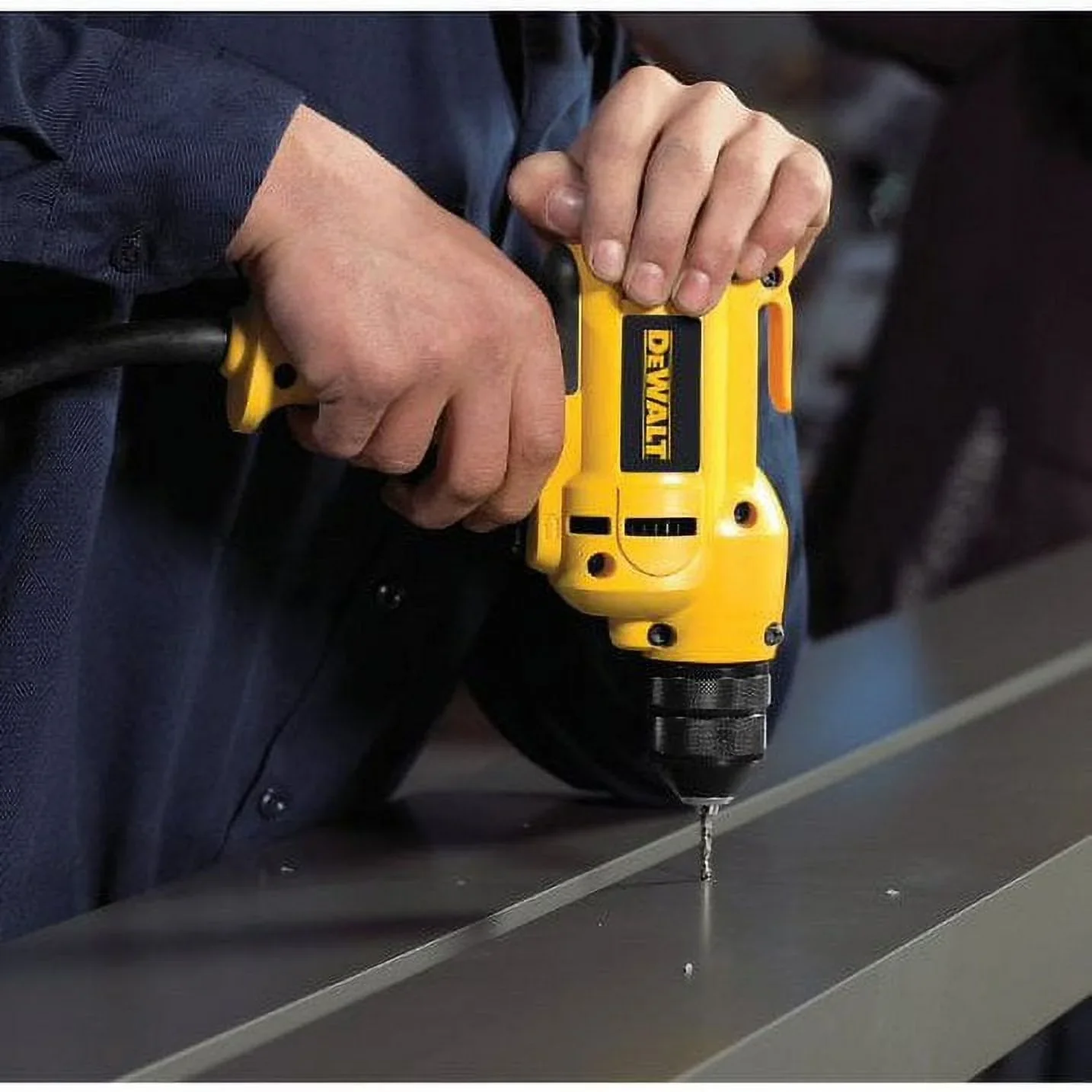 DeWalt DWD115K 3/8 VSR Mid-Handle Drill Kit with Keyless Chuck