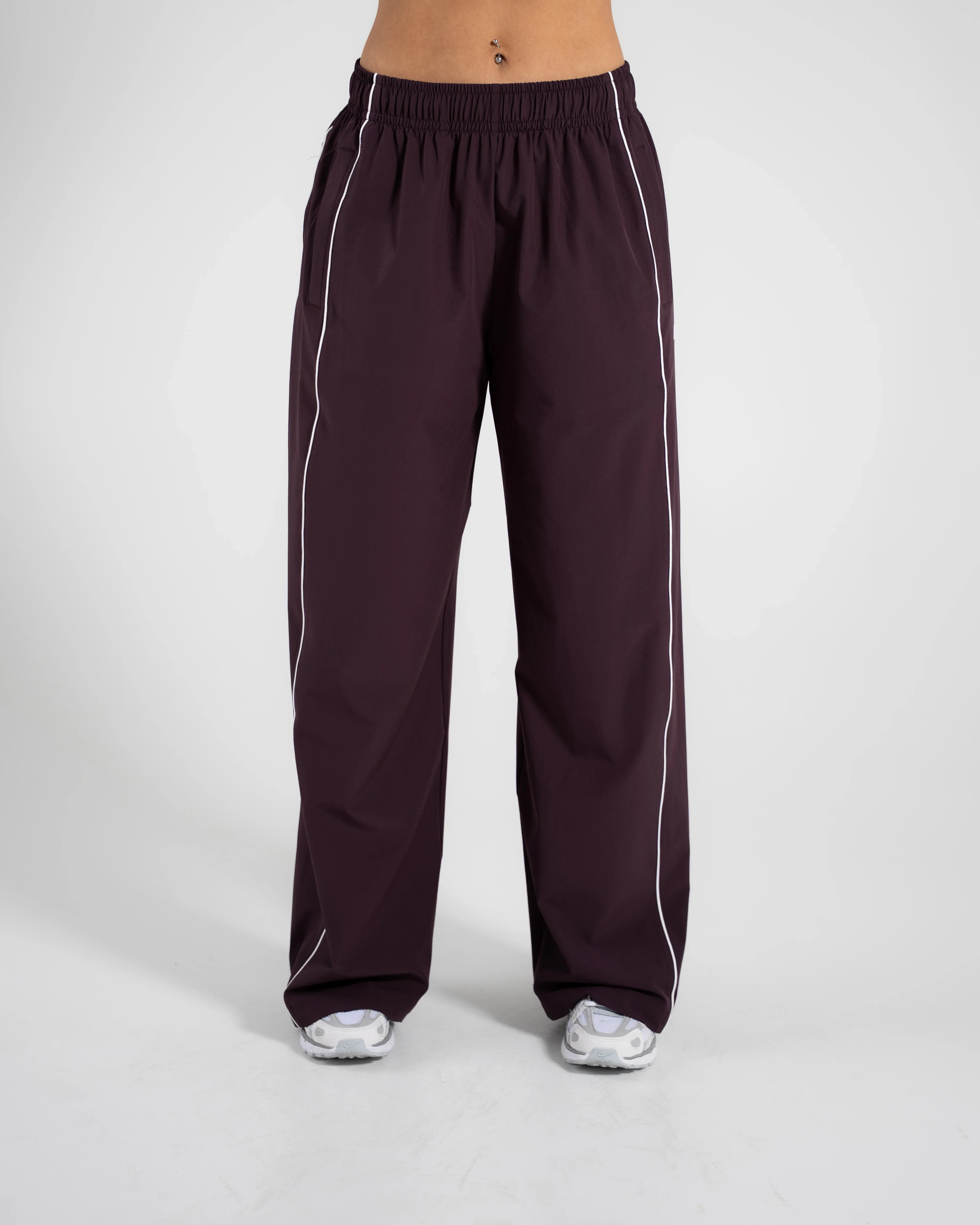 Relay Pant - Black Garnet