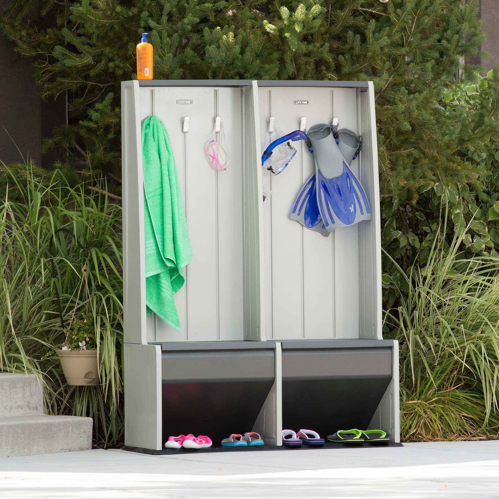 Home and Garage Polyethylene Storage Locker, Freestanding for Adults and Children (60226) - Image 7