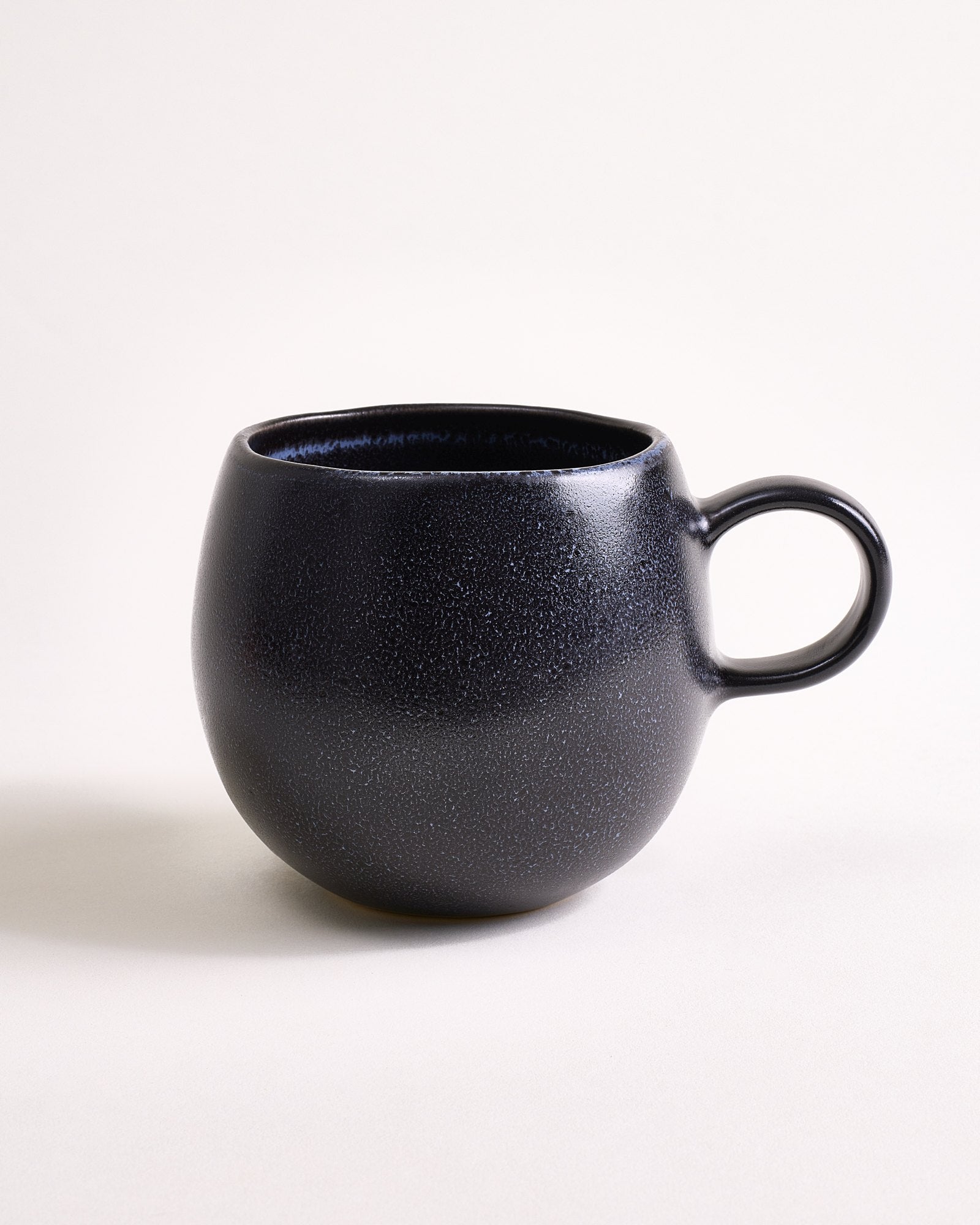 TURMALINA - LARGE MUG BLACK